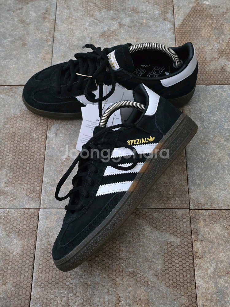 (230)아디다스 핸드볼 스페지알 코어 블랙 스니커즈 운동화--2