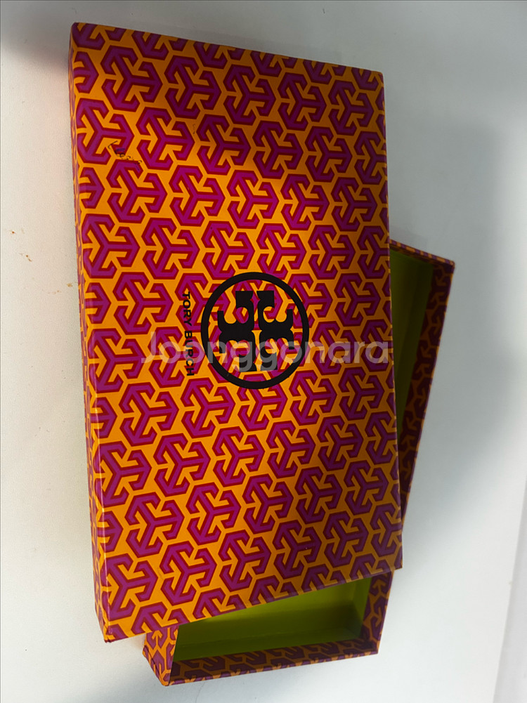 토리버치 TORI BURCH 판매합니다.--1