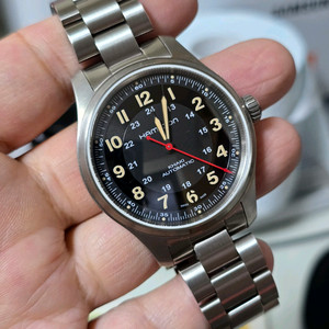 해밀턴 카키필드 파크라이6 시계입니다