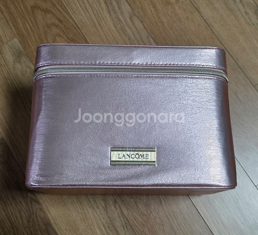 [랑콤] 2025 홀리데이 뷰티박스 가방만 판매합니다.--2