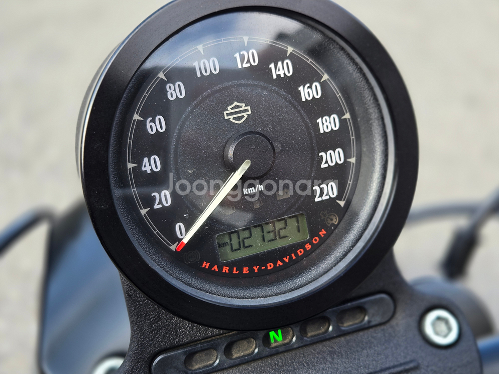 18년식 할리데이비슨 아이언883 판매합니다--8