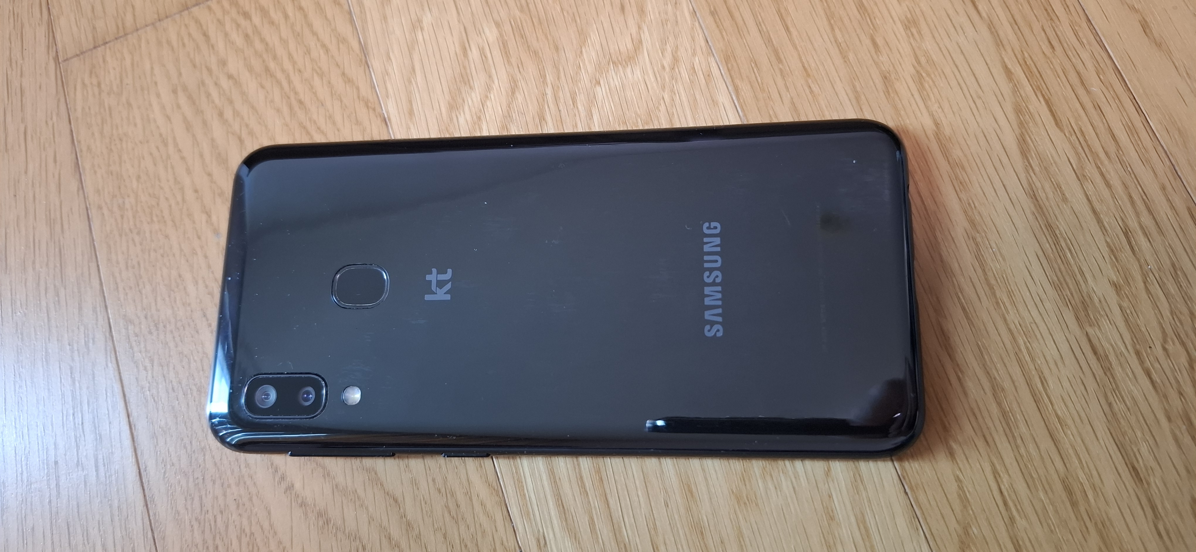 갤럭시 진2 KT용 SM-A202K 블랙 (인천)--3