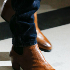 지방시 쿠반힐 부츠