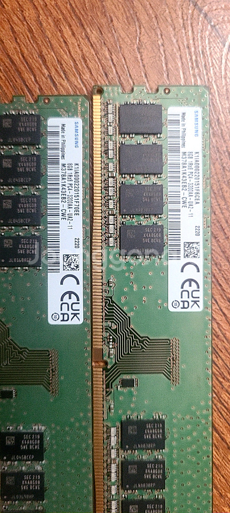 삼성DDR4 3200 8GB 메모리 2개 세트--1