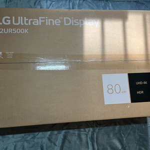 [부산] LG 32인치 4K 모니터 32UR500K 미개봉 새제품