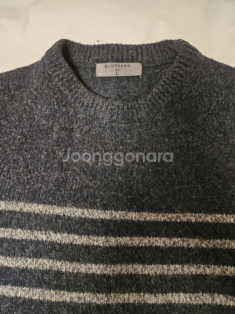 지오다노 스트라이프 니트 스웨터--2