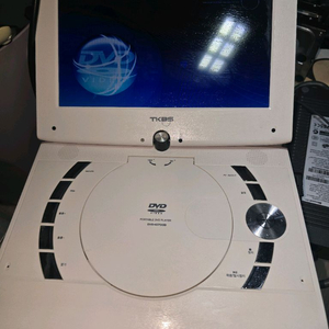 탁상용 DVD 플레이어