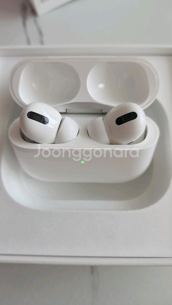 애플 에어팟 프로1 왼쪽 케이스팝니다.--1