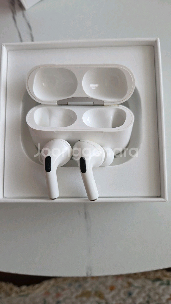 애플 에어팟 프로1 왼쪽 케이스팝니다.--0