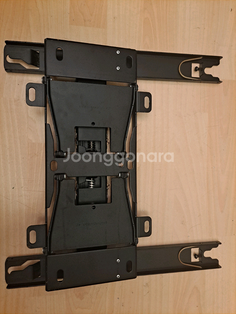 TV 벽걸이 브라켓삼성 벽걸이 브라켓 BN61-05690A 팝니다--0