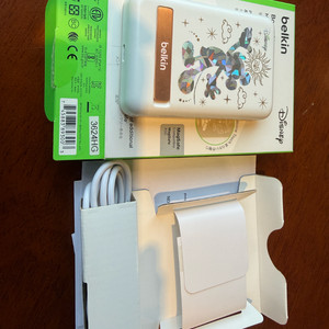 벨킨 미키마우스 보조배터리 판매합니다