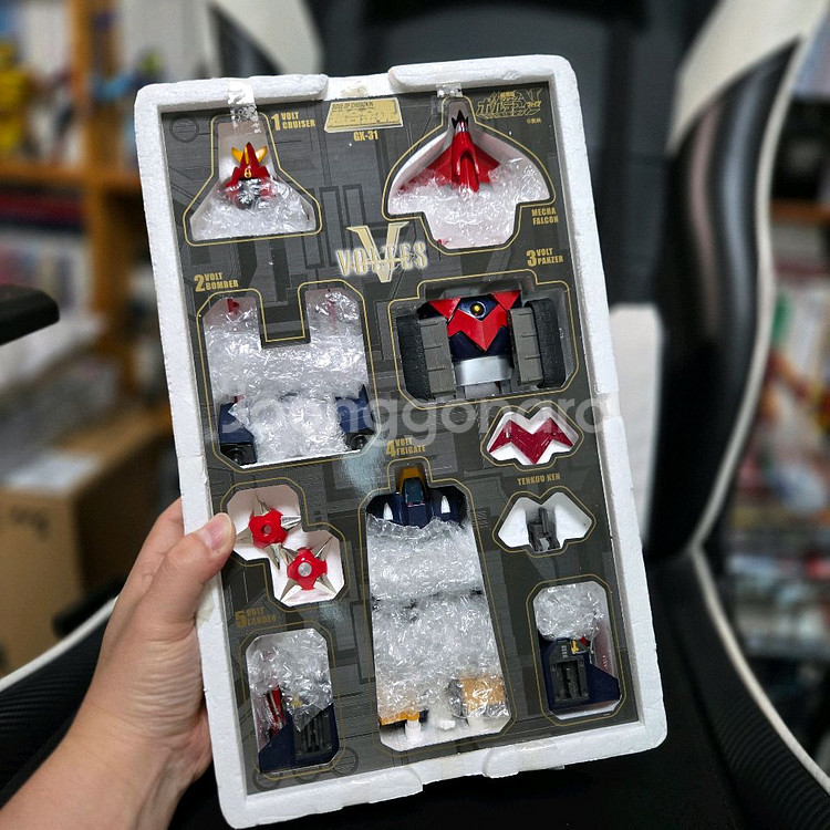 초합금혼 콤바트라,볼테스,잠보트 판매합니다--3