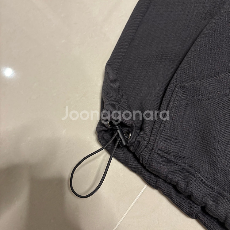 정품 LEEY YEEL 빅로고 오버핏 후드티 차콜--5