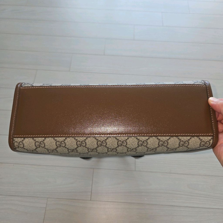 [신품급] 구찌 GG 슈프림 캔버스 토트백 브라운 이미지