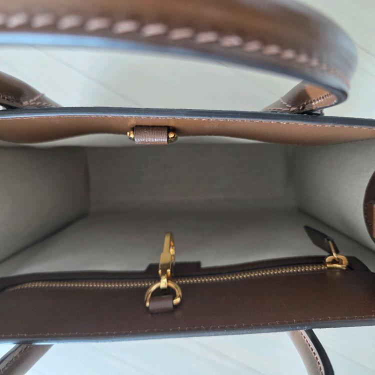 [신품급] 구찌 GG 슈프림 캔버스 토트백 브라운 이미지