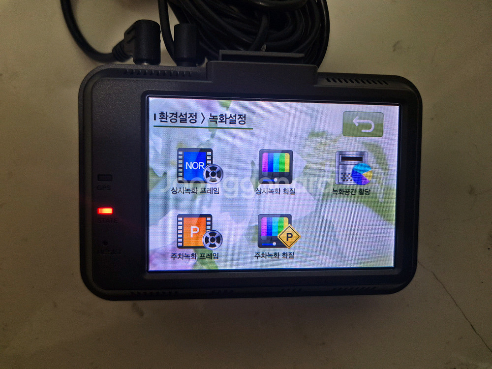 아이머큐리 크리스탈 2채널 32GB 블랙박스 판매합니다--5