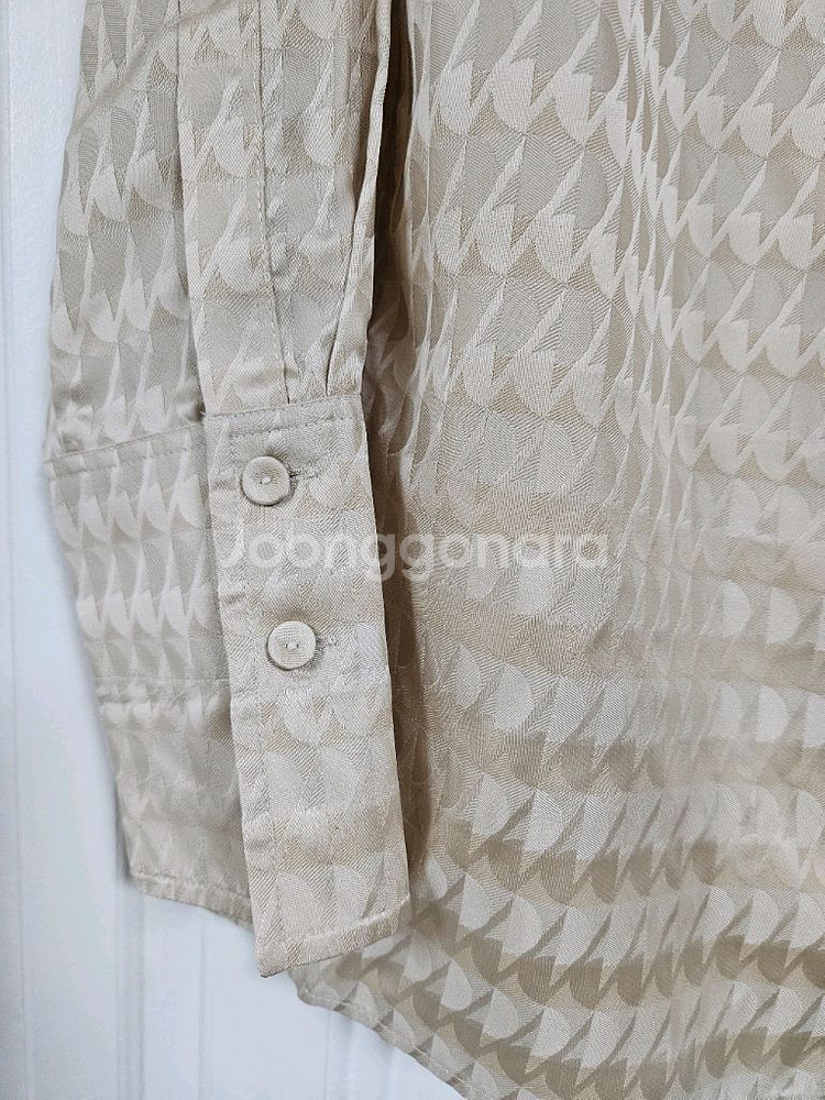 COS 새거수준 자가드원단 실크느낌 블라우스 셔츠 남방--5