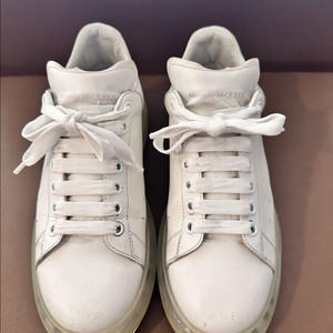 알렉산더 맥퀸 클리어솔 스니커즈