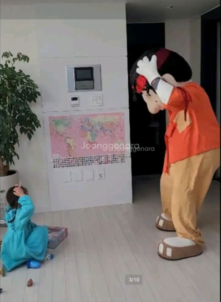 캐릭터 코스튬 의상 세트 탈인형 이미지