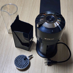 네스프레소 버츄오 캡슐 커피머신, 에어로치노3