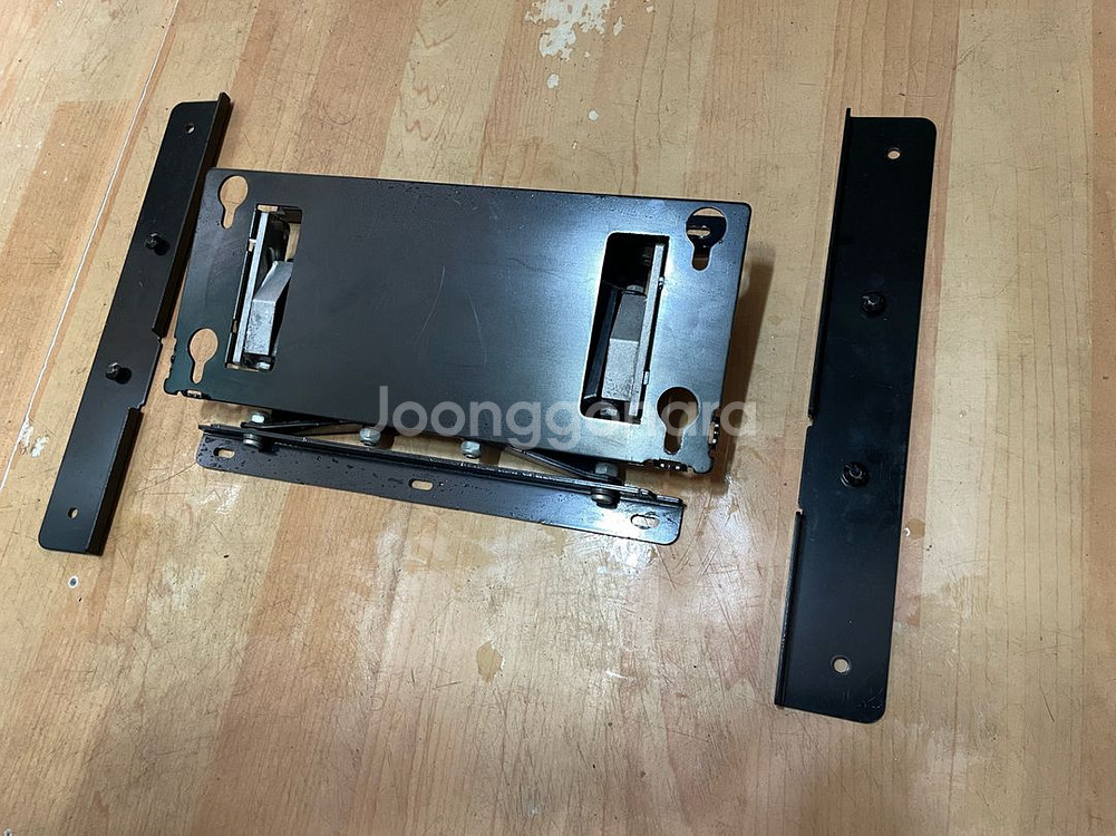 소니 TV 벽걸이 거치대 (40인치 - 65인치 가능)--2