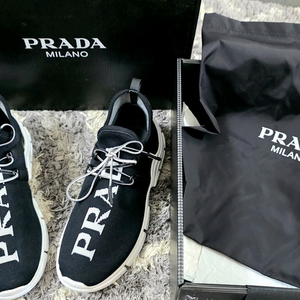 프라다 로고 스니커즈37 정품