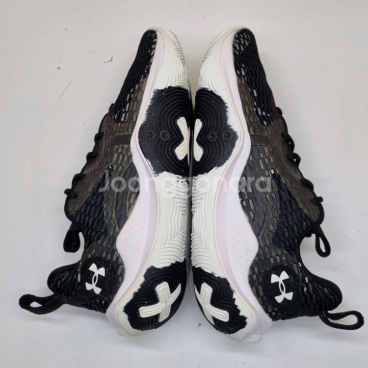 언더아머 스펀3 블랙 농구화 250--4