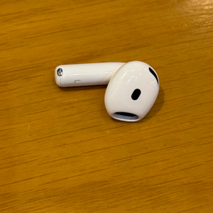 에어팟 4세대 노캔 왼쪽