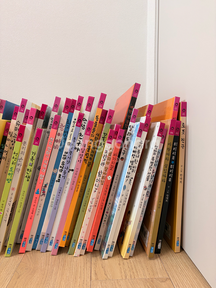 웅진 우리그림책 시리즈 65권<(1~67번중 4권없음-14,24,59,62) + 꿀약방3권 + 이지은그림책 2권--3
