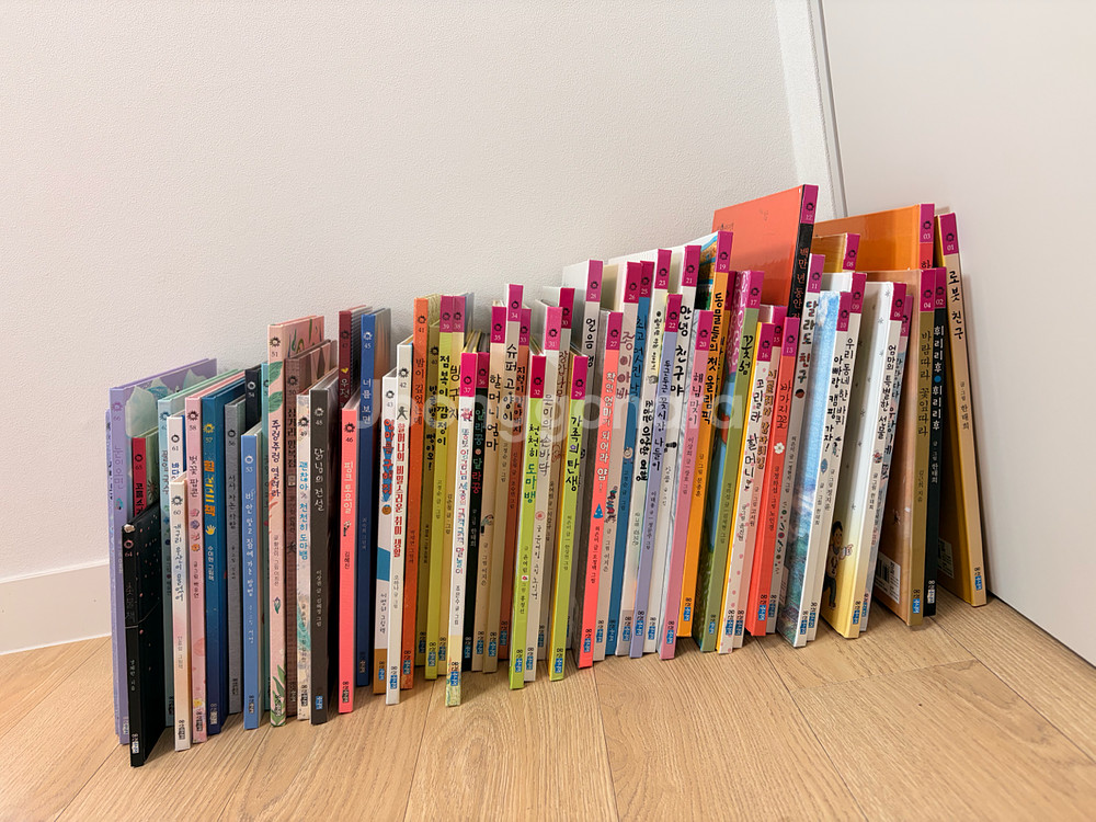 웅진 우리그림책 시리즈 65권<(1~67번중 4권없음-14,24,59,62) + 꿀약방3권 + 이지은그림책 2권--0