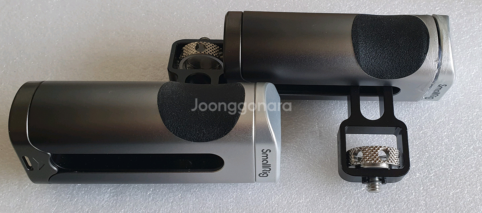 스몰리그 아이폰16프로 맥스용+사이드 그립--1