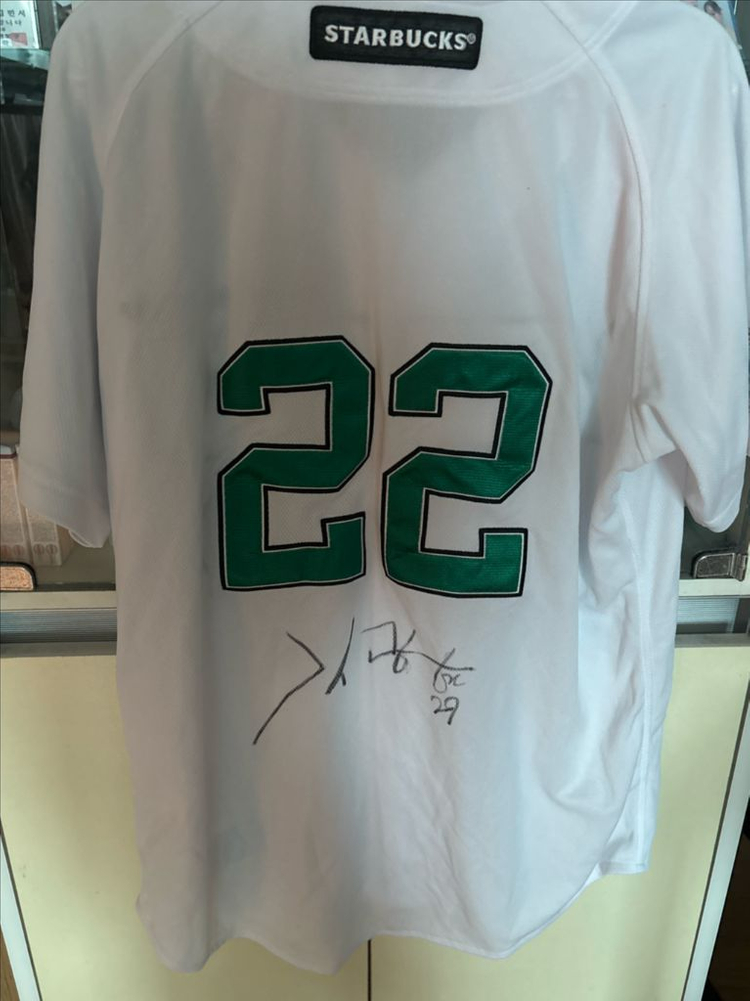 랜더스 스타벅스 유니폼 팔아요--1