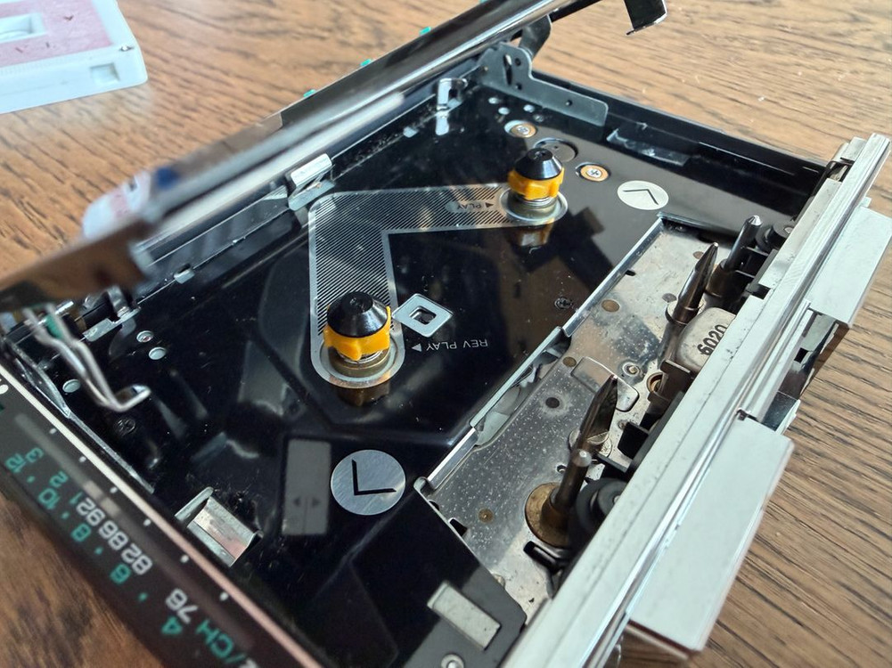 AIWA HS-J9 카세트 워크맨 판매 합니다.--6