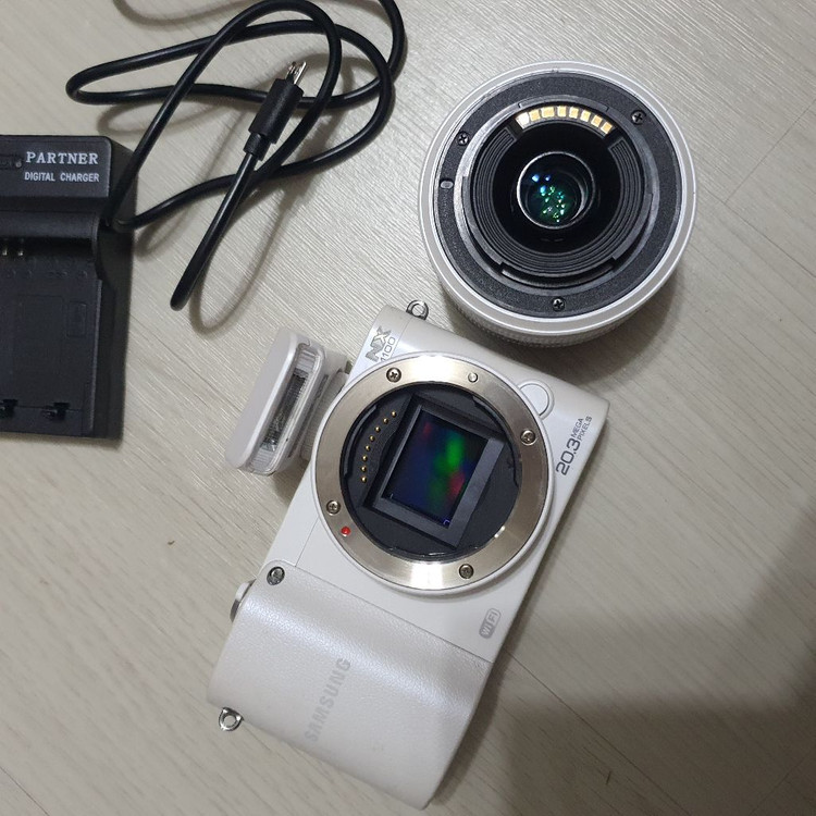 삼성 NX1100 미러리스 카메라--8