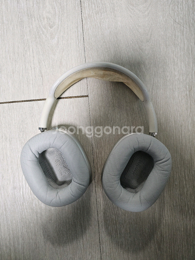 애플 에어팟 맥스 실버 고장제품 부품용--1