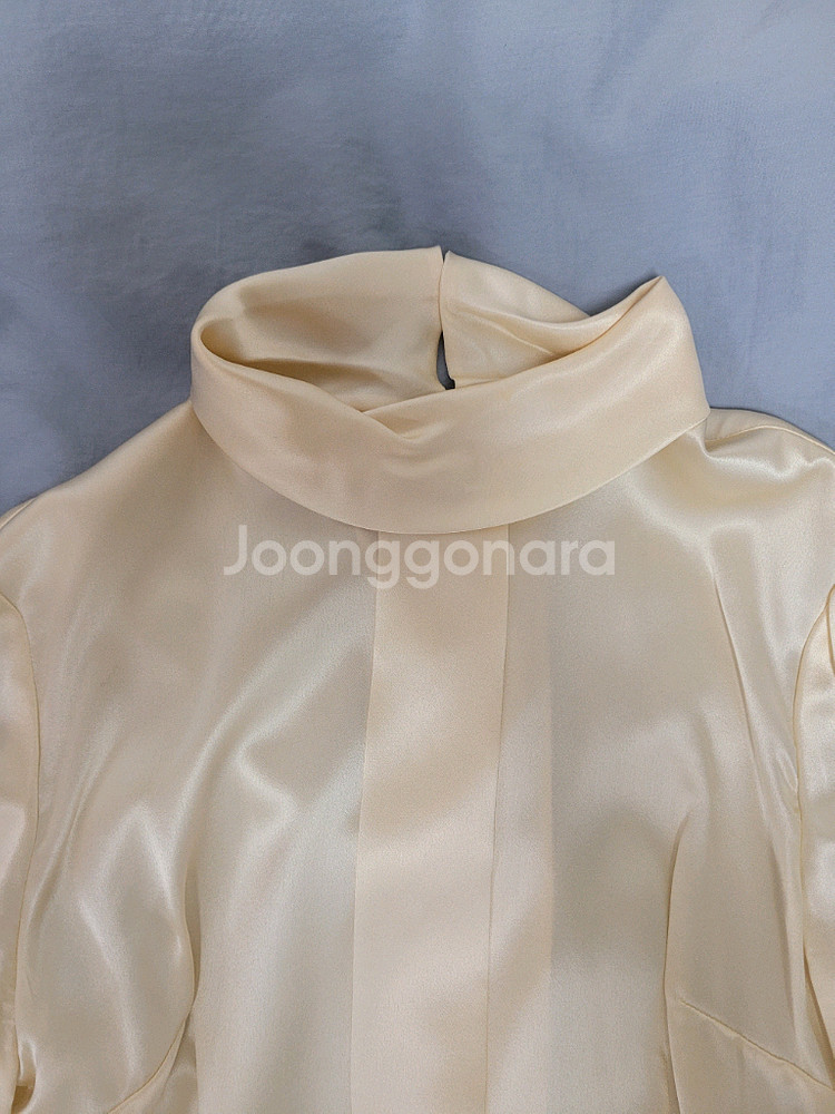 VALENTINO 발렌티노 여성 실크 블라우스--4