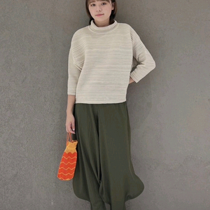 플리츠플리즈 크레페니트 아이보리