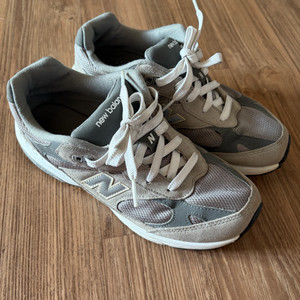 뉴발란스 빅키즈993 그레이 운동화(택포3.5)