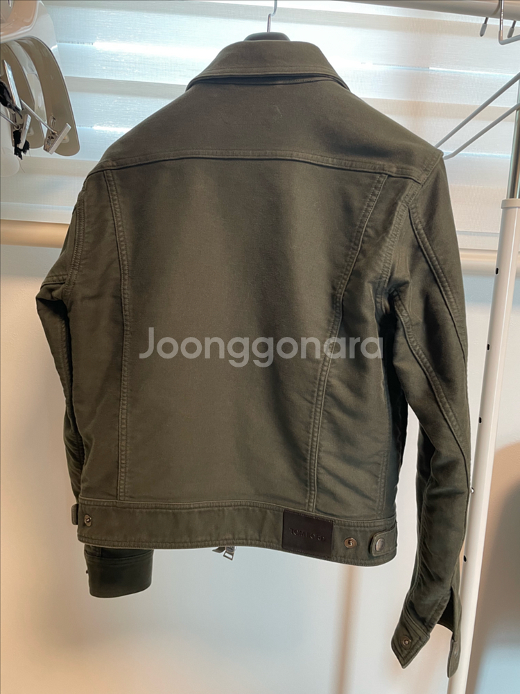 톰포드 브러시드 코튼 자켓 카키색 46사이즈--1