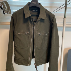 톰포드 브러시드 코튼 자켓 카키색 46사이즈