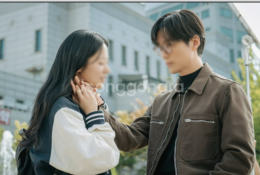 톰포드 브러시드 코튼 자켓 카키색 46사이즈--8