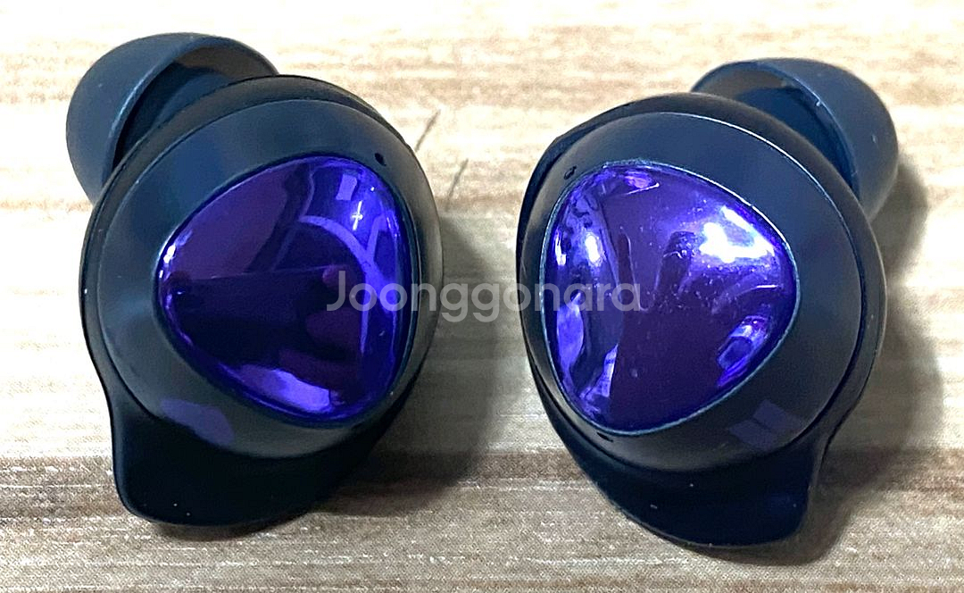 삼성 버즈+(SM-R175)전용 무선충전기BTS에디션 풀셋--5