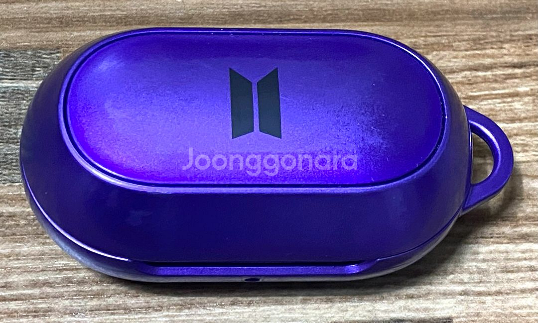 삼성 버즈+(SM-R175)전용 무선충전기BTS에디션 풀셋--2