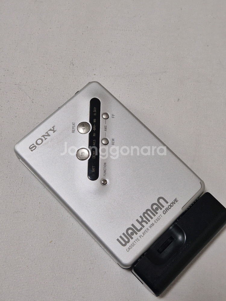 소니 워크맨 WM-EX677--1