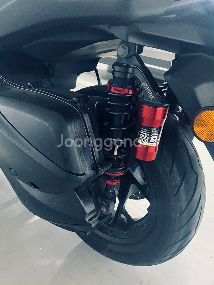 야마하 XMAX 300 스쿠터--5