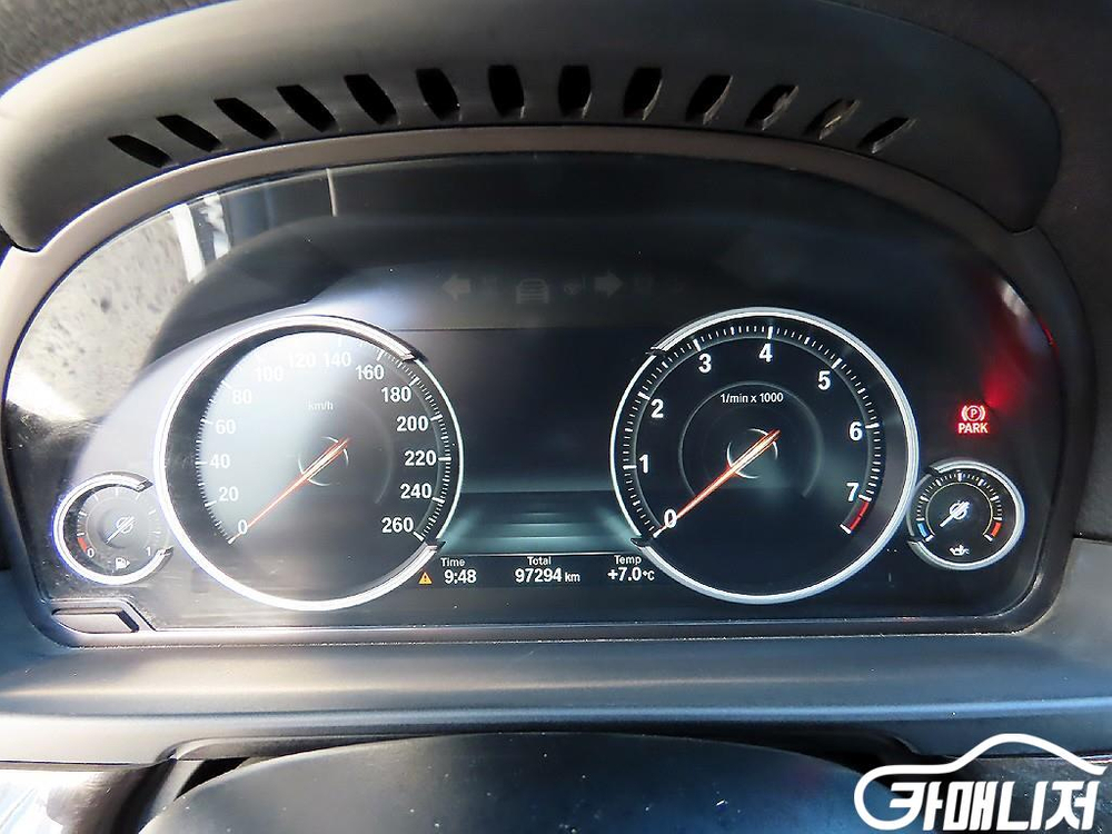 [BMW]5시리즈 (F10) 528i #앱특가--8