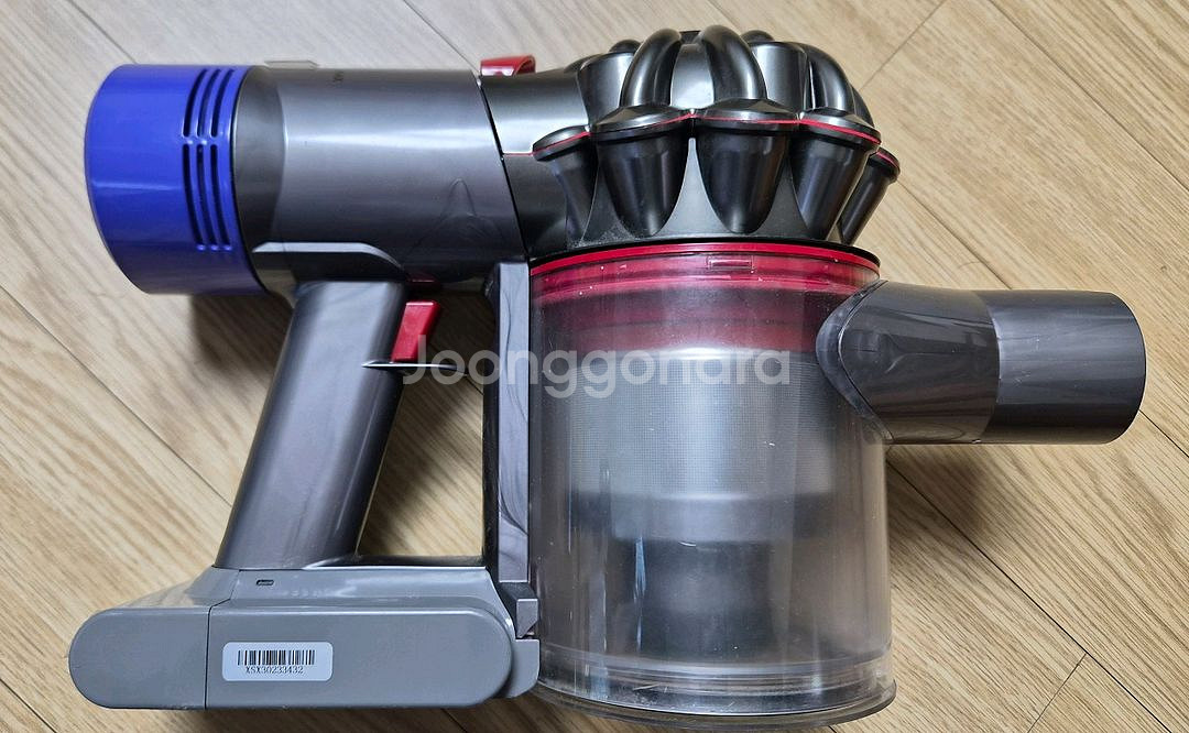 깨끗하게 세척한 다이슨 청소기 V7(22분 연속동작)--4