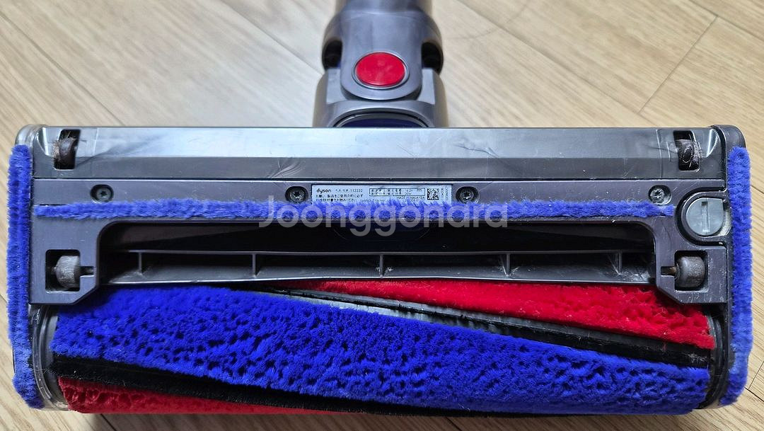 깨끗하게 세척한 다이슨 청소기 V7(22분 연속동작)--6