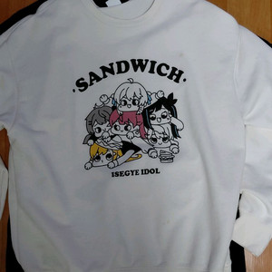 이세계아이돌 팝업, 우왁굳즈