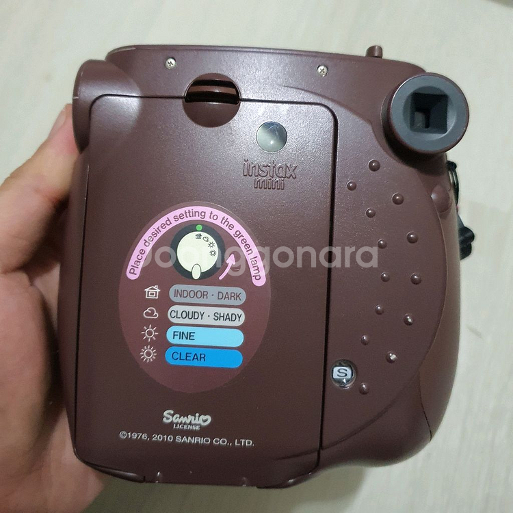 후지필름 인스탁스 미니7S 헬로키티 폴라로이드--1